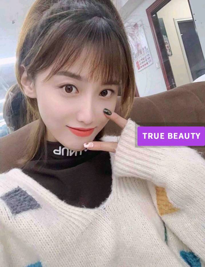 性感的妹子,小舌头带劲推荐一波