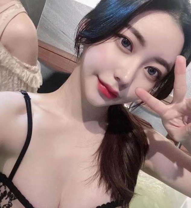 太原小店极品大胸妹，水蛇腰大长腿